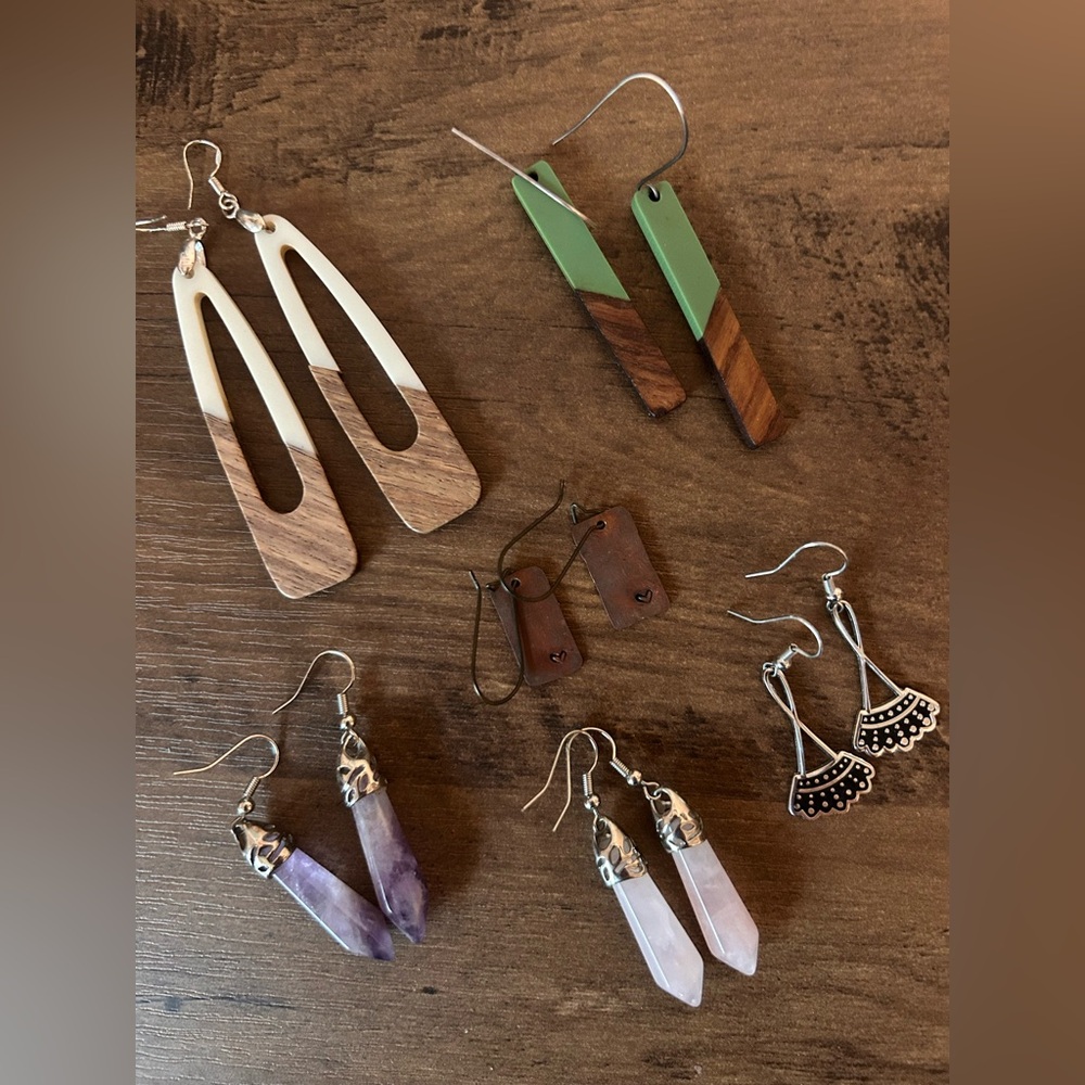 Bundle of 6️⃣ Dangle Earring Pairs